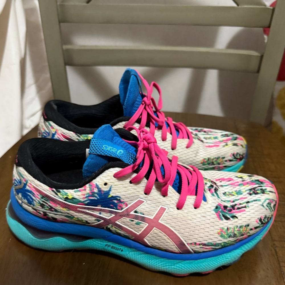 ASICS sneaker shoes